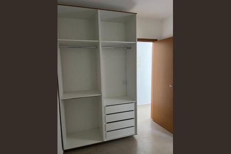 Casa de Condomínio para alugar com 3 quartos, 81m² em Granja Marileusa, Uberlândia