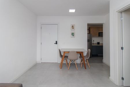 Sala de apartamento para alugar com 1 quarto, 41m² em Partenon, Porto Alegre