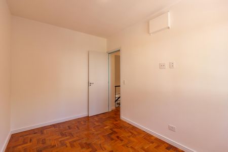 Quarto 1 de casa à venda com 4 quartos, 170m² em Jardim Vera Cruz, São Paulo