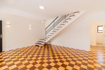 Sala de casa à venda com 4 quartos, 170m² em Jardim Vera Cruz, São Paulo