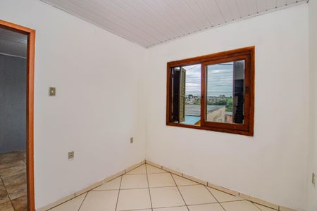 Sala de casa para alugar com 1 quarto, 64m² em Passo das Pedras, Porto Alegre