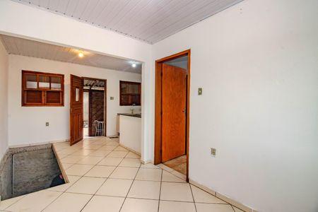 Sala de casa para alugar com 1 quarto, 64m² em Passo das Pedras, Porto Alegre