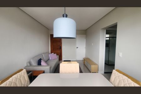 Sala de apartamento para alugar com 2 quartos, 70m² em Brotas, Salvador