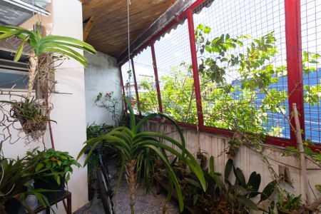 Varanda de casa à venda com 2 quartos, 480m² em Vila Santa Teresinha, São Paulo