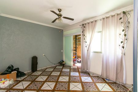 Sala de casa para alugar com 3 quartos, 250m² em Jardim Tiete, São Paulo