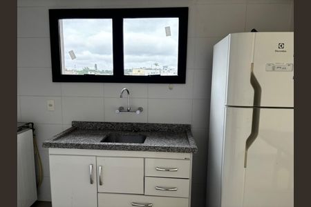 Cozinha de apartamento à venda com 2 quartos, 43m² em Vila Joao Pessoa, Porto Alegre