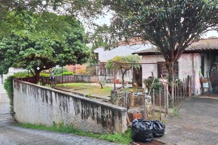 Casa à venda com 4 quartos, 700m² em Vila Albertina, São Paulo