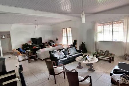 Casa à venda com 4 quartos, 700m² em Vila Albertina, São Paulo