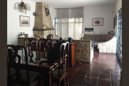 Foto 01 de casa à venda com 3 quartos, 415m² em Vila Paulista, São Paulo