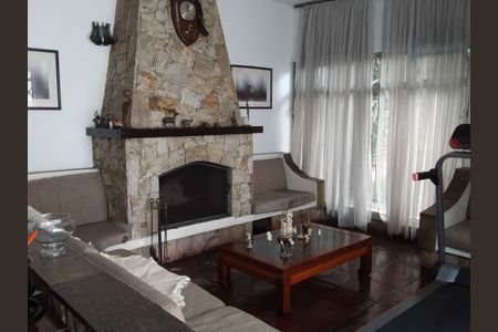 Foto 02 de casa à venda com 3 quartos, 415m² em Vila Paulista, São Paulo