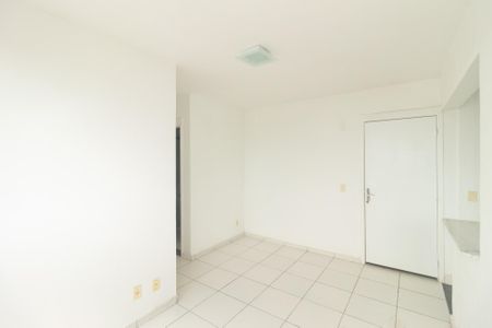 Sala de apartamento para alugar com 2 quartos, 45m² em Campo Grande, Rio de Janeiro