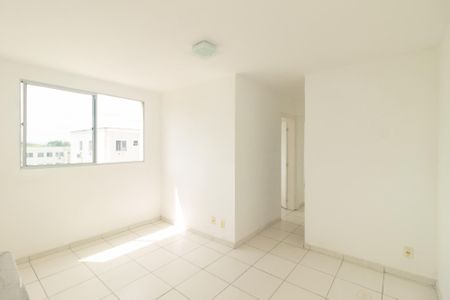 Sala de apartamento para alugar com 2 quartos, 45m² em Campo Grande, Rio de Janeiro