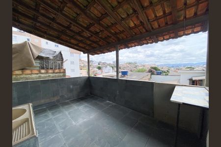 Casa para alugar com 3 quartos, 100m² em Santa Cruz Industrial, Contagem