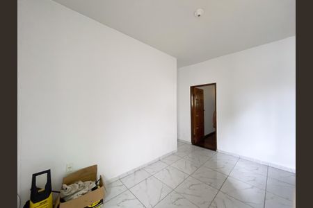 Casa para alugar com 3 quartos, 100m² em Santa Cruz Industrial, Contagem