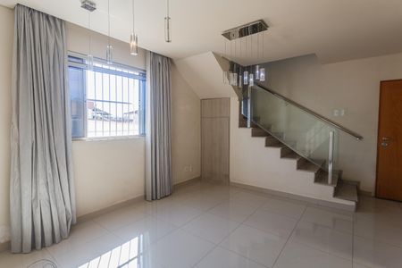 Sala 1 de apartamento à venda com 4 quartos, 155m² em Ana Lúcia, Belo Horizonte