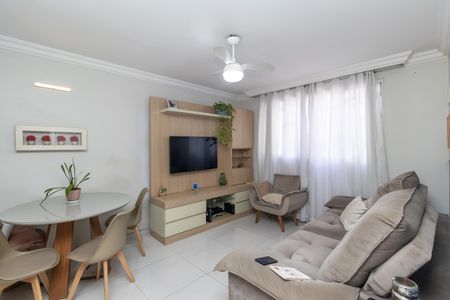 Sala de apartamento à venda com 3 quartos, 62m² em Guarani, Belo Horizonte