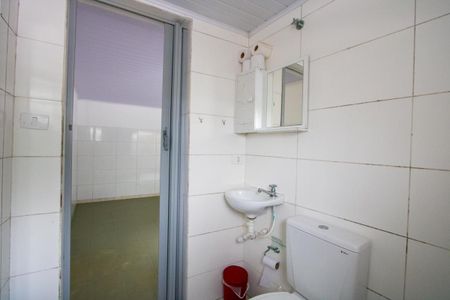 Banheiro Social de apartamento para alugar com 1 quarto, 30m² em Vila Suíça, Santo André