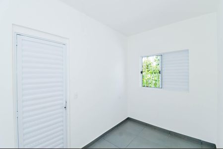 Quarto de apartamento para alugar com 1 quarto, 22m² em Portal dos Gramados, Guarulhos