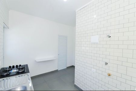 Sala/Cozinha de apartamento para alugar com 1 quarto, 22m² em Portal dos Gramados, Guarulhos