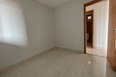 Quarto de apartamento à venda com 2 quartos, 51m² em Sítio do Morro, São Paulo