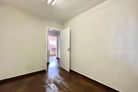 Quarto 1 de casa para alugar com 2 quartos, 70m² em Vila Alexandria, São Paulo