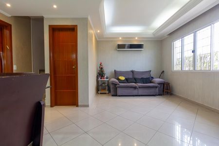 Sala de casa de condomínio à venda com 3 quartos, 175m² em Vila Santana, São Paulo