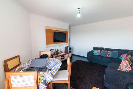 Sala de apartamento para alugar com 2 quartos, 65m² em Jardim Lourdes, São Paulo