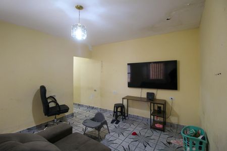 Casa à venda com 4 quartos, 140m² em Parque Luis Mucciolo, São Paulo