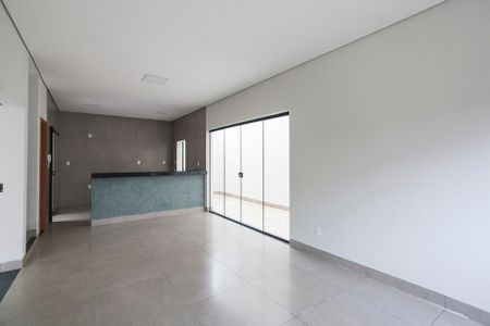 Sala de casa para alugar com 3 quartos, 130m² em Novo Mundo, Uberlândia