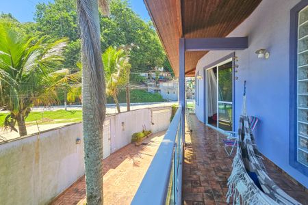 varanda de casa para alugar com 4 quartos, 300m² em Jardim Enseada, Guarujá