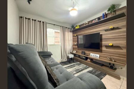 Sala de casa à venda com 3 quartos, 130m² em Jardim Vergueiro, São Paulo