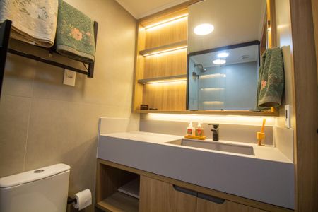 Banheiro de kitnet/studio à venda com 1 quarto, 31m² em Jardim das Acacias, São Paulo