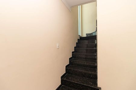 Escada de casa à venda com 3 quartos, 155m² em Vila Nova Mazzei, São Paulo