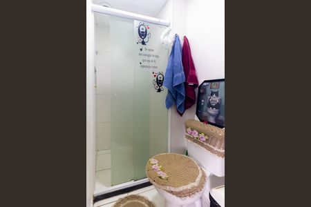 Banheiro de apartamento à venda com 2 quartos, 34m² em Vila Tolstoi, São Paulo