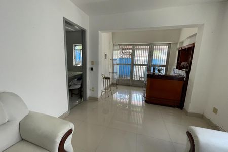 Sala de casa para alugar com 4 quartos, 300m² em Vila Amelia, Duque de Caxias