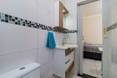 Banheiro de kitnet/studio para alugar com 2 quartos, 25m² em Vila Sao Luis, São Paulo