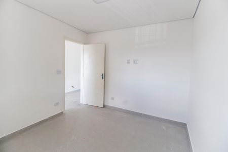 Quarto de casa para alugar com 1 quarto, 70m² em Jardim Silveira, Barueri