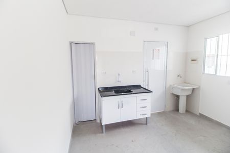 Sala/Cozinha de casa para alugar com 1 quarto, 70m² em Jardim Silveira, Barueri