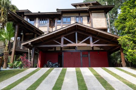 Fachada da Casa de casa de condomínio para alugar com 4 quartos, 800m² em Morada dos Pássaros, Barueri