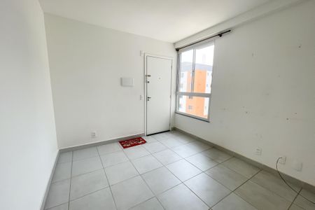 Sala de apartamento para alugar com 2 quartos, 47m² em Parque Sarapuí, Duque de Caxias