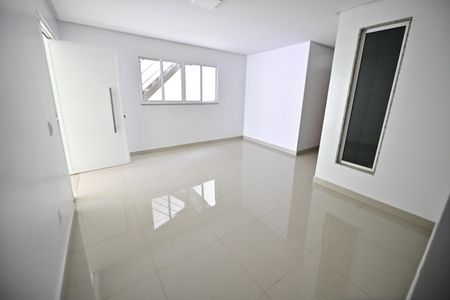 Casa para alugar com 3 quartos, 191m² em Residencial Hugo de Moraes, Goiânia
