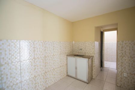 Casa para alugar com 1 quarto, 50m² em Laranjal, São Gonçalo