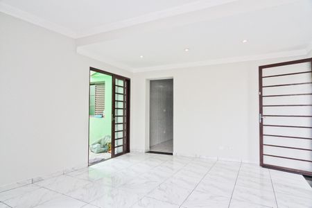 Casa para alugar com 3 quartos, 125m² em Vila Arcadia, São Paulo