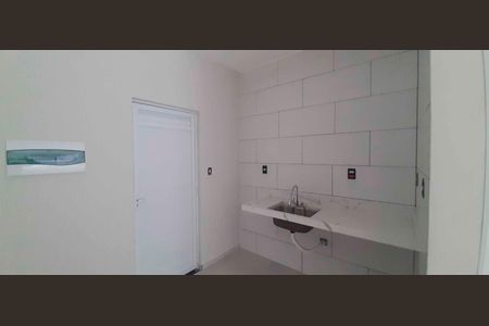 Cozinha de apartamento para alugar com 1 quarto, 25m² em Km 18, Osasco