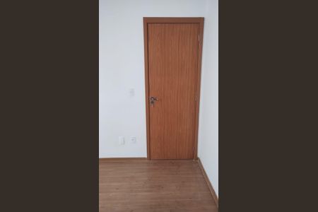 Sala de apartamento para alugar com 2 quartos, 41m² em Vila Perracini, Poá