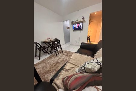 Sala de apartamento para alugar com 2 quartos, 65m² em Jacutinga, Mesquita