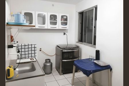 Cozinha de apartamento para alugar com 2 quartos, 65m² em Jacutinga, Mesquita