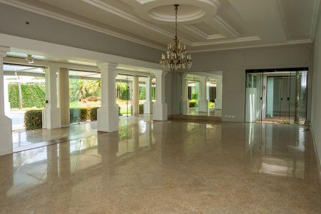 Sala de casa de condomínio para alugar com 5 quartos, 640m² em Riviera Tamborlim, Americana