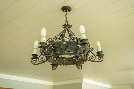 Detalhe varandão: Lustre de casa de condomínio para alugar com 5 quartos, 640m² em Riviera Tamborlim, Americana