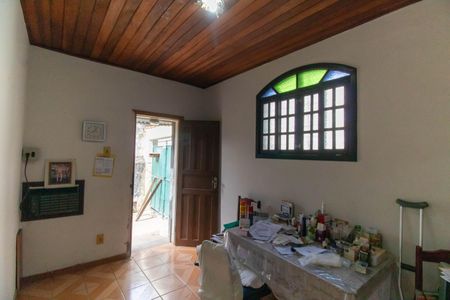 Sala de casa à venda com 2 quartos, 90m² em Centro, Niterói